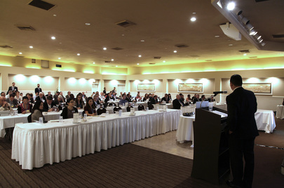 Dr. Joseph Lyou, Coalition for Clean Air, delivers his keynote presentation to a full house.